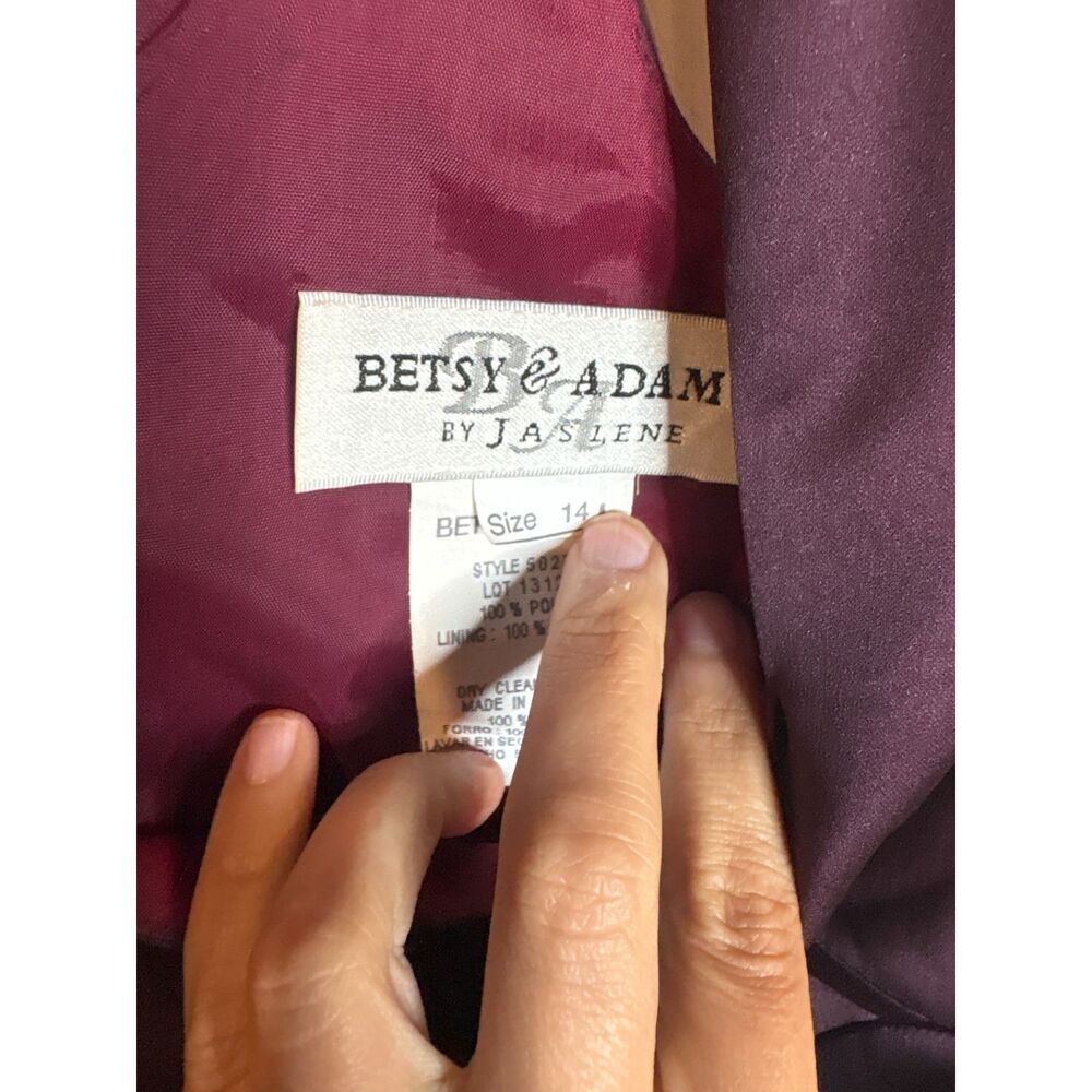 Y2K Betsy & Adam burgundy lace up back formal prom dress - Picture 4 of 6